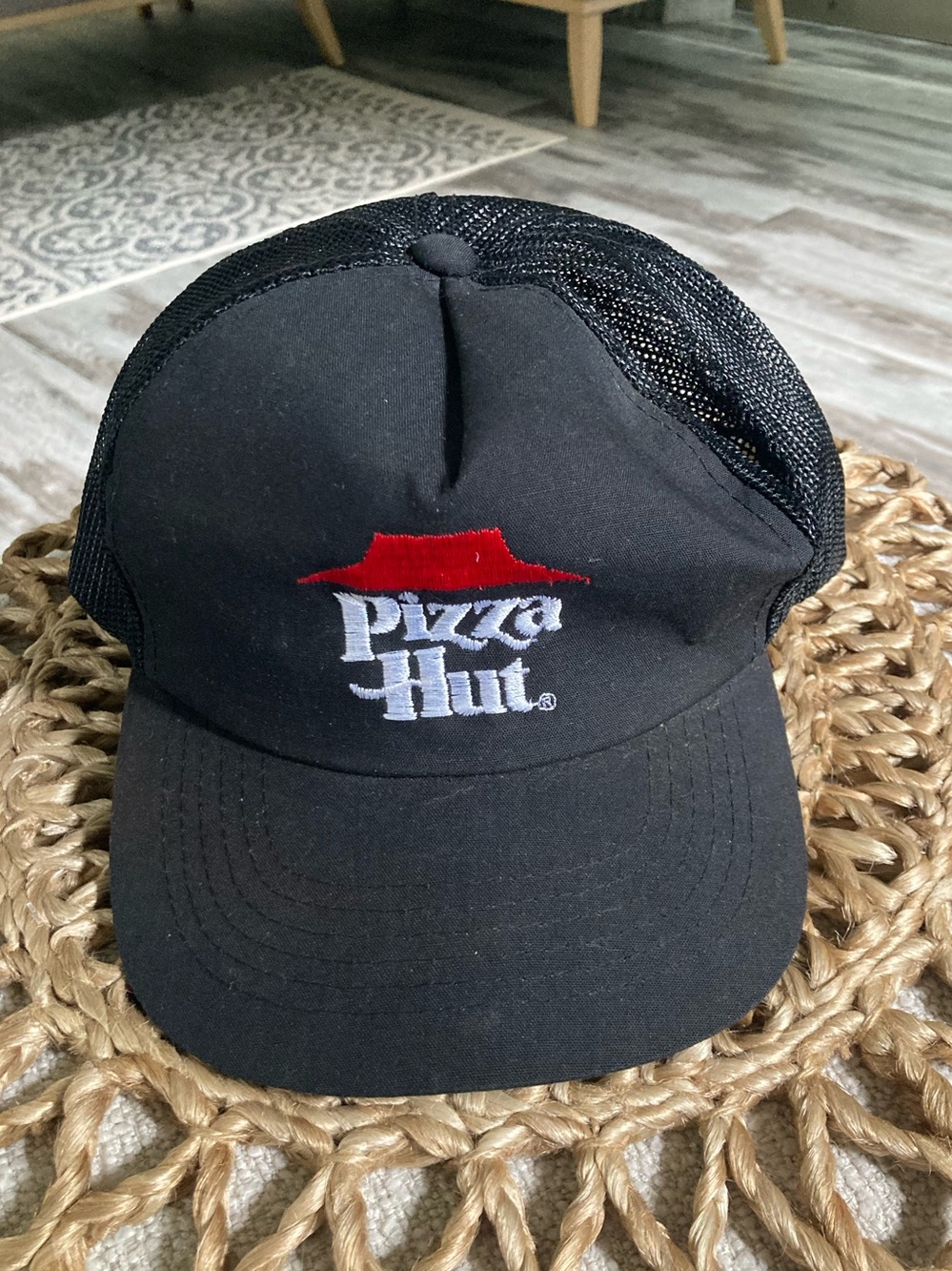Pizza Hut vintage employee hat ATM made in canada CA08123
